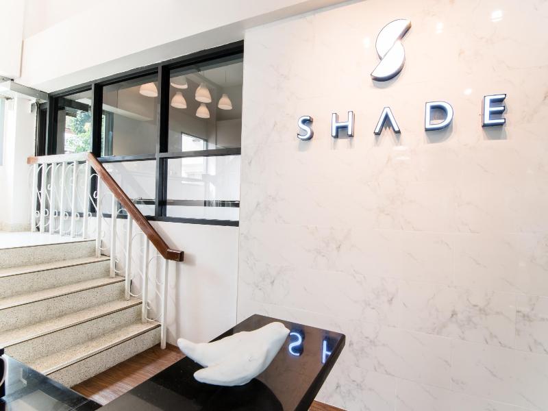 The Shade House - Lobi