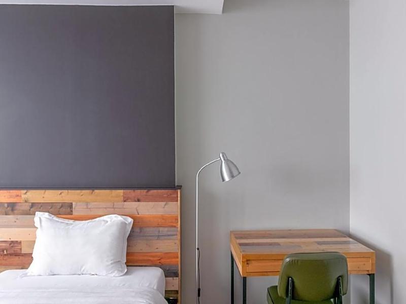Zen Rooms Zleepmotion Bangkok - Oda