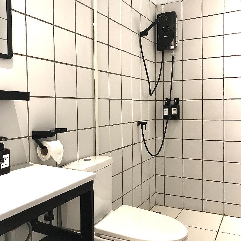 Beige Poshtels by ZUZU - Oda