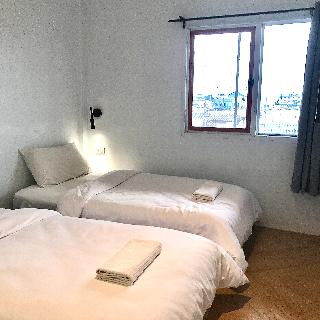 Beige Poshtels by ZUZU fotoÄŸrafÄ±