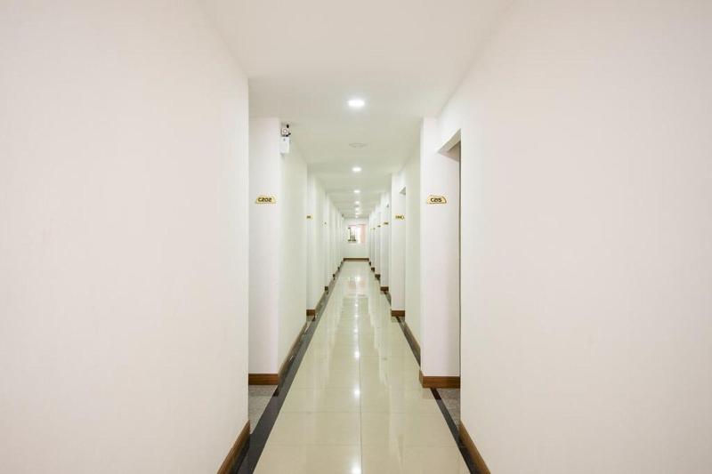SHUNTAI Holiday (S.T. Holiday) - Lobi