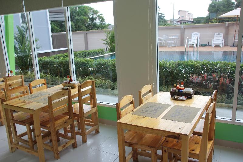 Gold Airport Suites - Restoran
