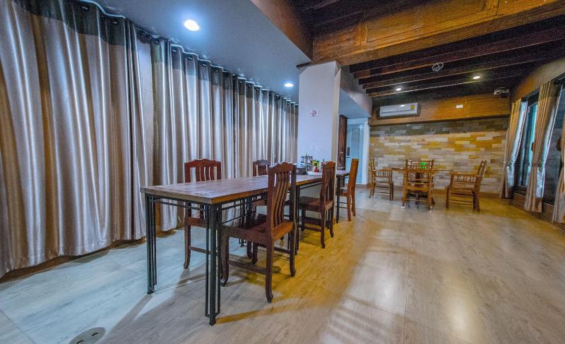 Na Siri Lakeview - Restoran