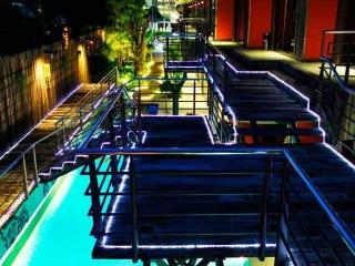 Nicky S Handlebar Hotel fotoÄŸrafÄ±
