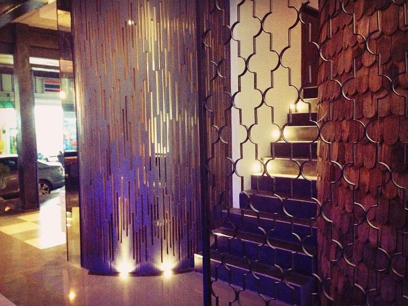 The House Patong by ZUZU - Lobi