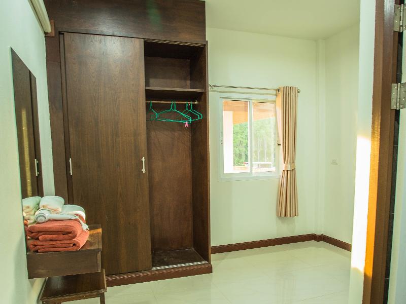 Phuket Airport Villa - Lobi