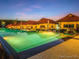 Phuket Airport Villa fotoÄŸrafÄ±
