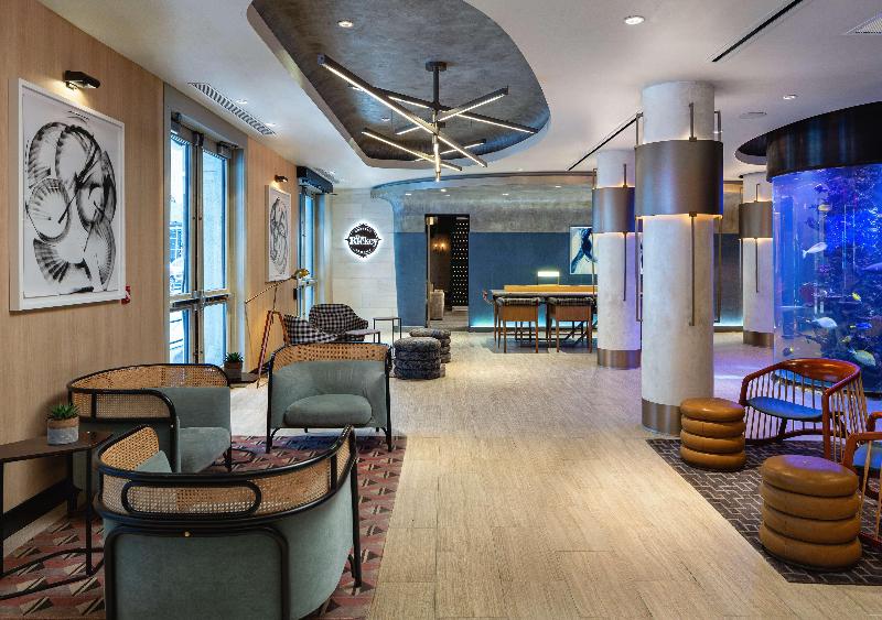 Dream Midtown - Lobi