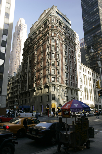 Dream Midtown - Genel