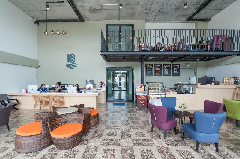 The Sixteenth Naiyang Beach Hotel - Lobi