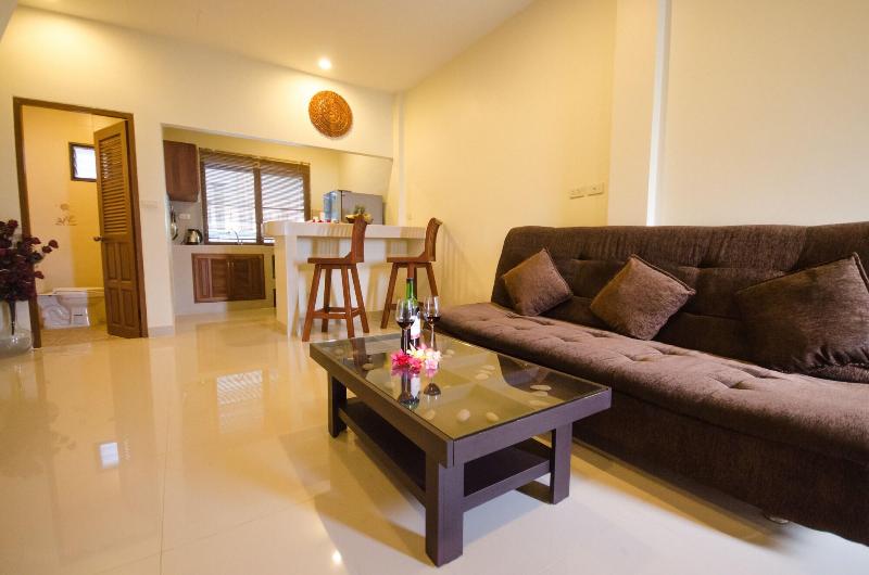 Namphung Phuket - Oda