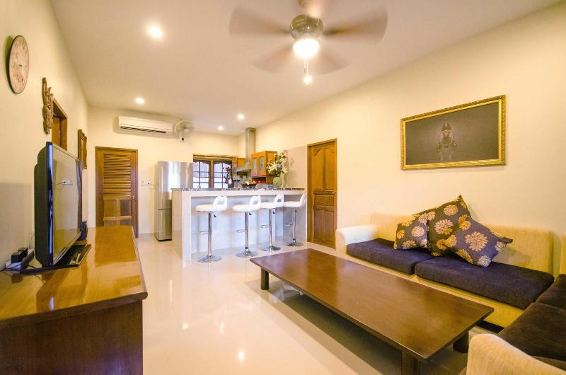 Namphung Phuket - Oda