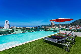 At Patong Hotel otel fotoğrafı