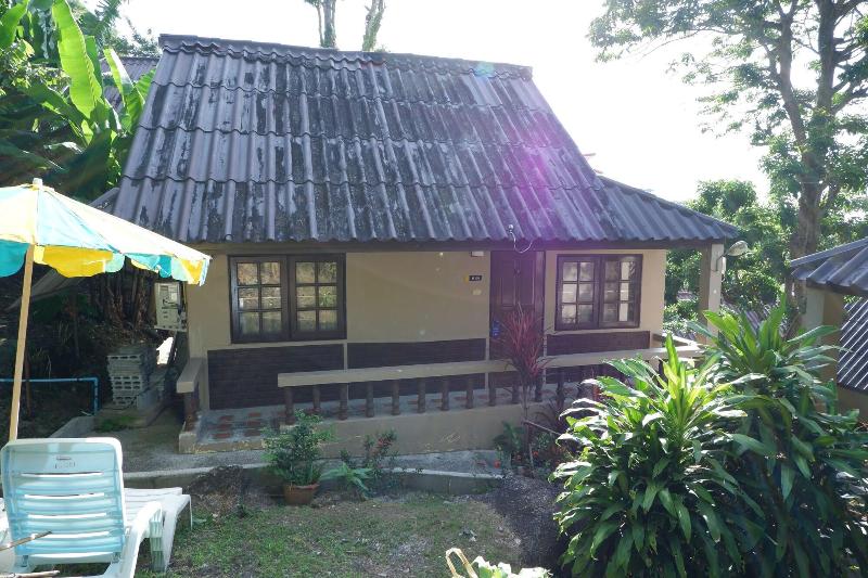 Kata Beachwalk Hotel And Bungalows - Oda