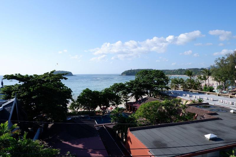 Kata Beachwalk Hotel And Bungalows - Oda