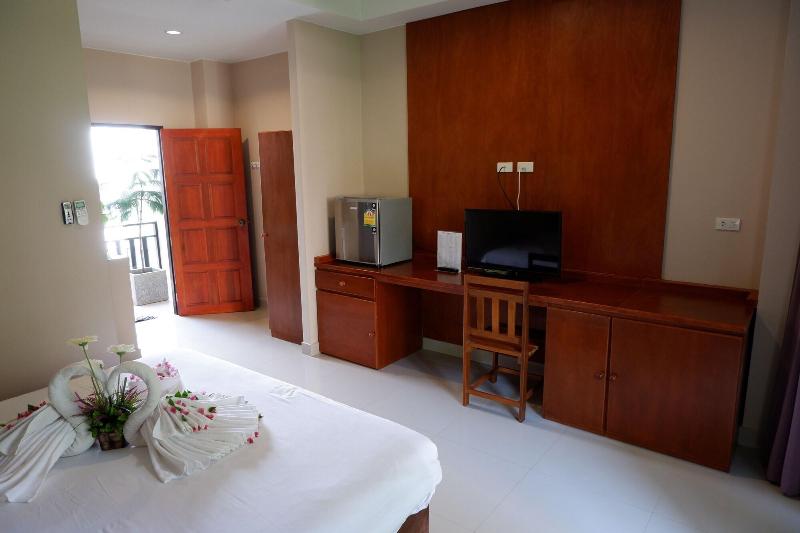 Kata Beachwalk Hotel And Bungalows - Oda