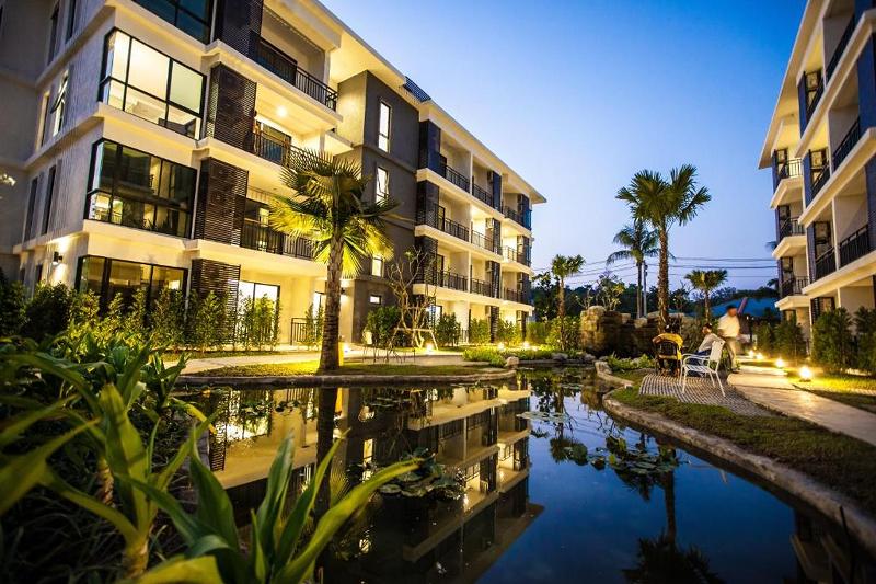 The Title Beach Front Hotel - Genel