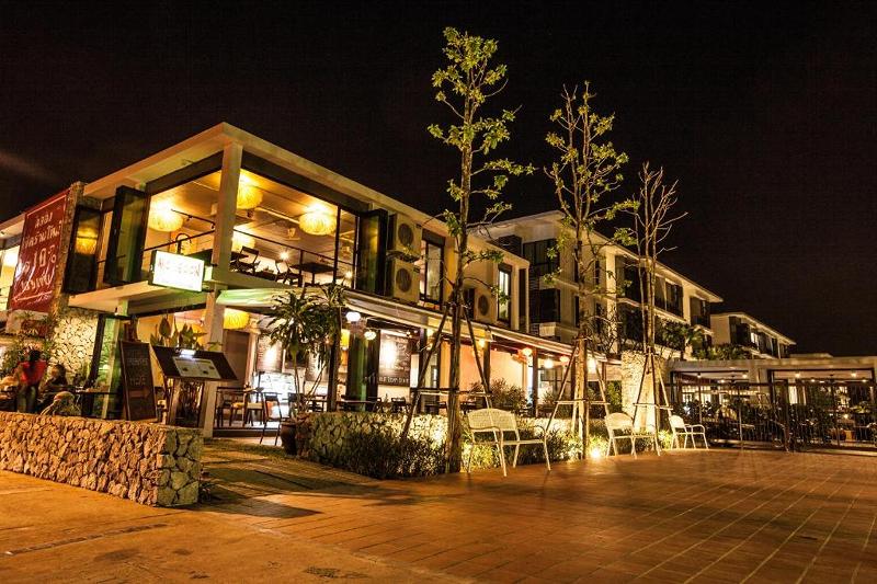 The Title Beach Front Hotel - Genel
