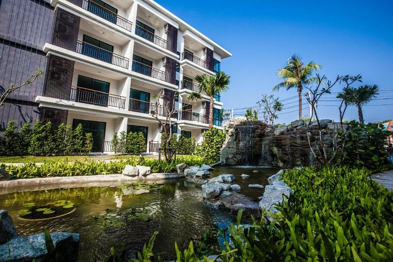 The Title Beach Front Hotel - Genel