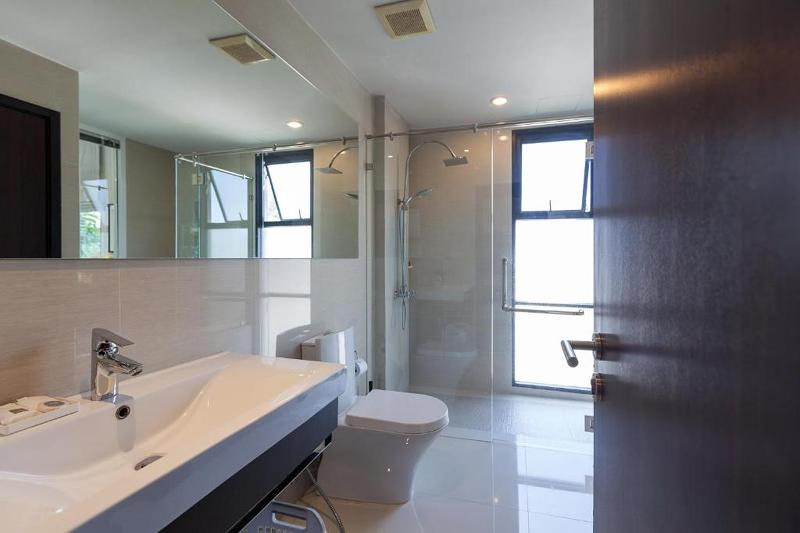 The Title Beach Front Hotel - Oda