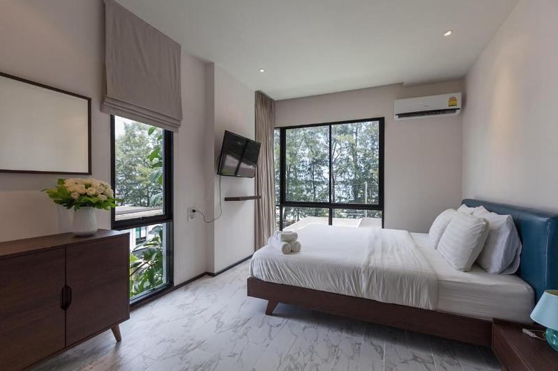 The Title Beach Front Hotel - Oda