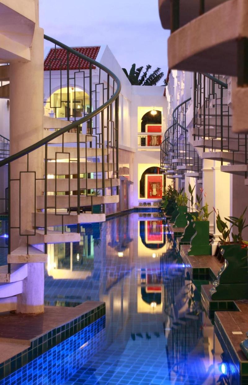 Supicha Pool Access Hotel - Havuz