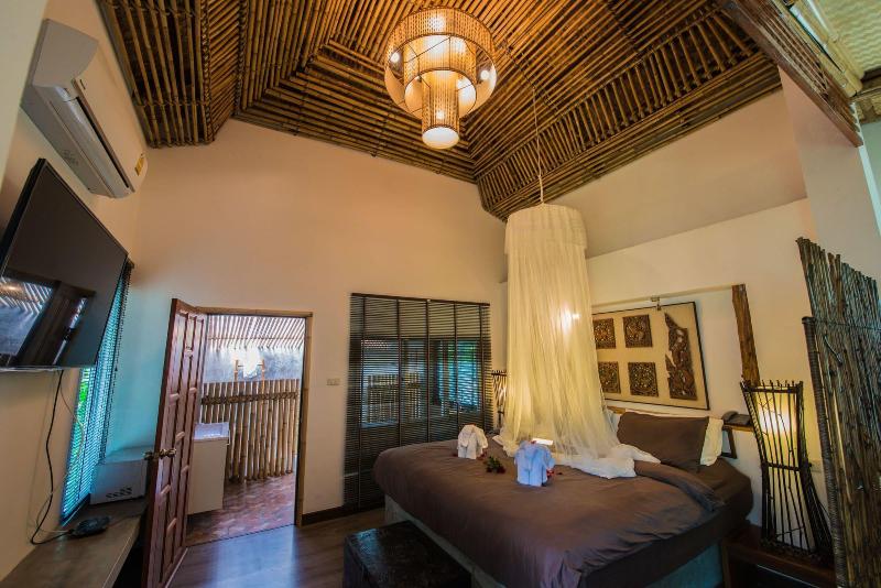 Bora Bora Villa Phuket - Oda