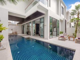 The Regent Phuket Serviced Apartment Kamala Beach otel fotoğrafı