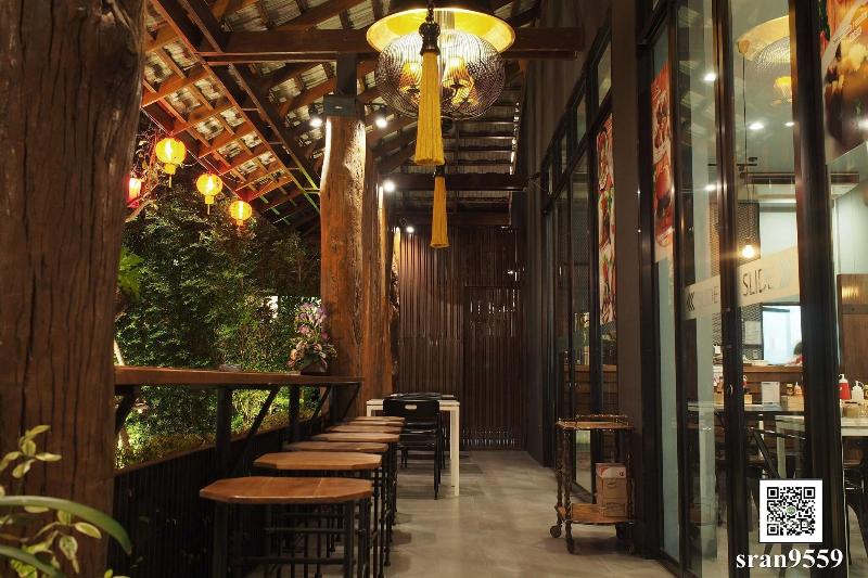 Le Naview Prasingh - Restoran