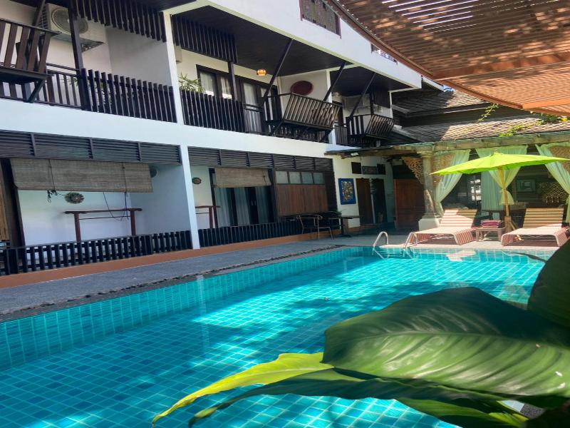 Baan Huen Phen - Havuz