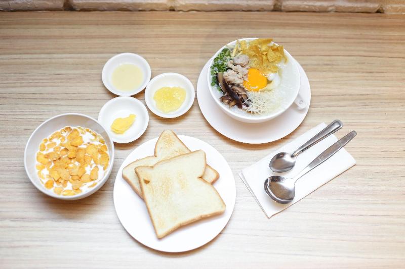 Get Zleep Premium Budget Hotel - Restoran