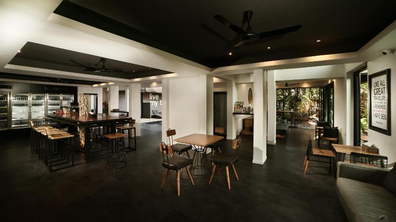 Iwualai Hotel - Lobi