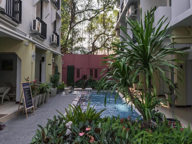 Cozytel Chiangmai - Havuz