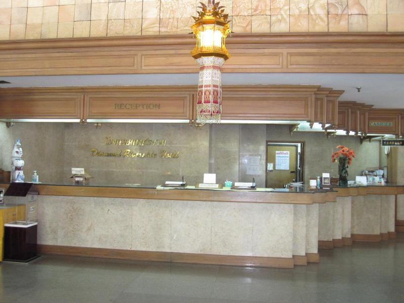 Diamond River Ping Petch Ngam Hotel - Lobi