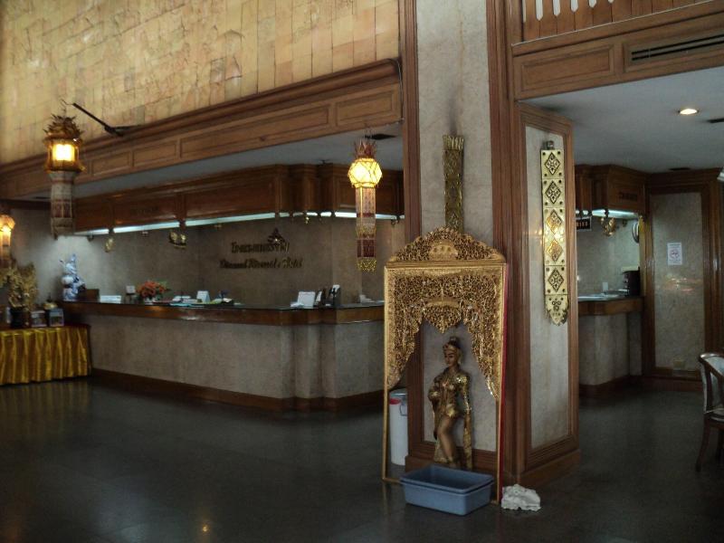 Diamond River Ping Petch Ngam Hotel - Lobi