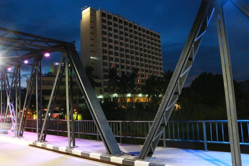 Diamond River Ping Petch Ngam Hotel - Genel