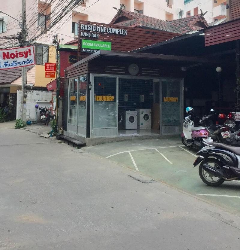 Basic Line Hotel At Loikroh - Teras