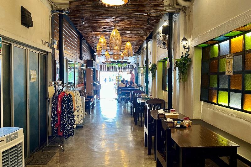 Baan Lanna at Phrasingh by Zuzu - Genel