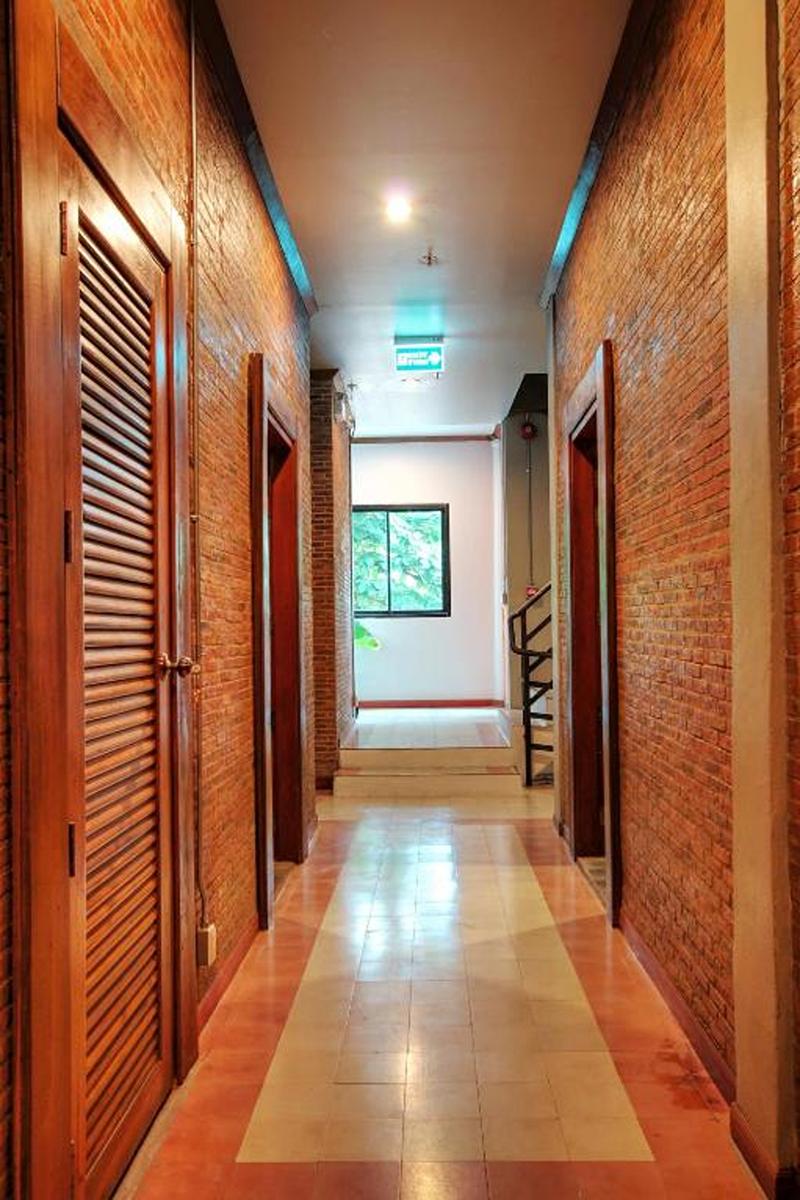 Saeng Panya Home Boutique Residence - Lobi