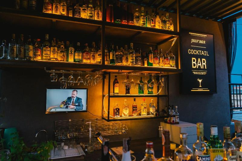 Isty Hotel - Bar