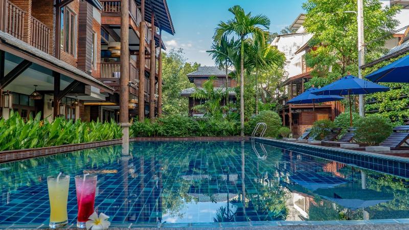 Sunny V Hotel - Havuz