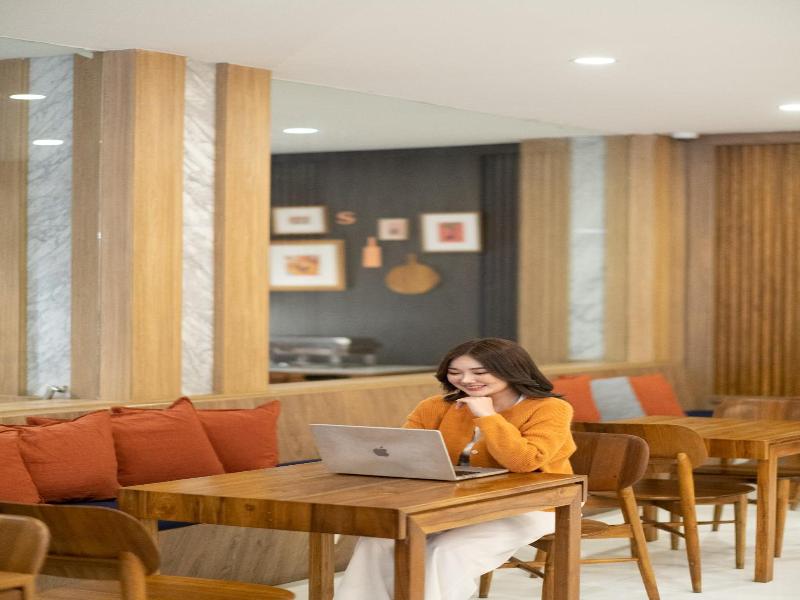 Sumittaya Chiangmai Hotel - Lobi