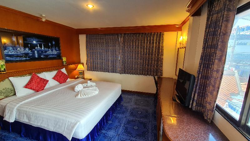 Vech Guesthouse Patong by ZUZU - Oda