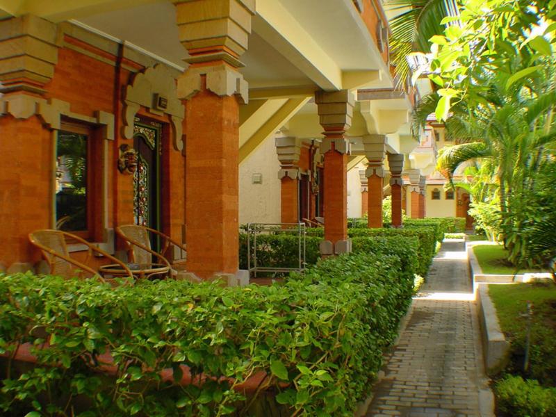 Kumala Bali Grand Kumala - Oda
