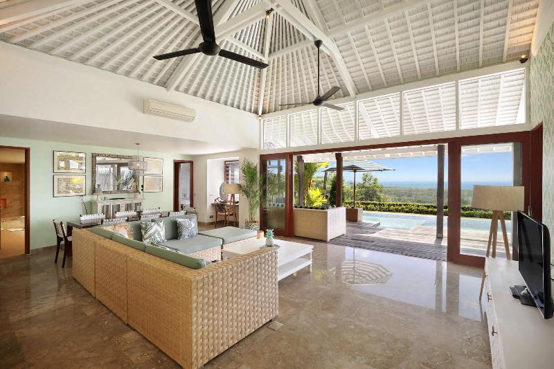 Hidden Hills Villas - Oda