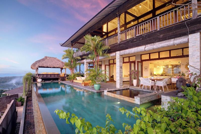 Hidden Hills Villas - Oda