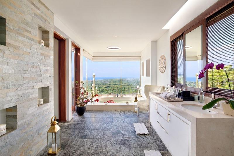Hidden Hills Villas - Oda
