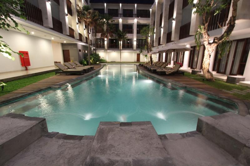 Grand La Walon Hotel - Havuz