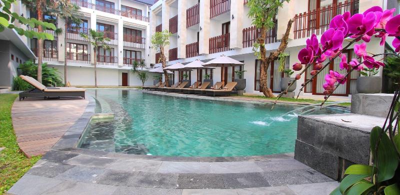 Grand La Walon Hotel - Havuz