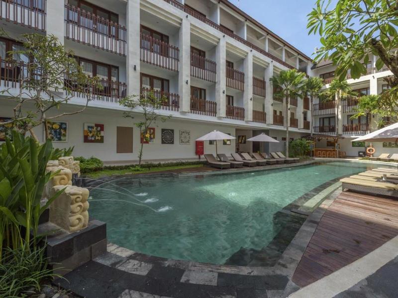 Grand La Walon Hotel - Teras